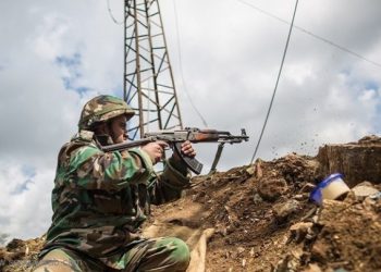 الجيش السوري يصد هجمات الدولة الاسلامية على مطار الطبقة