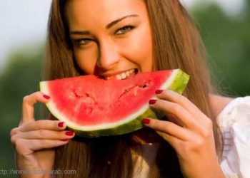 فوائد البطيخ المذهلة للمتزوجين .. لن تتخيل ماذا يفعل البطيخ في جسمك ؟!!