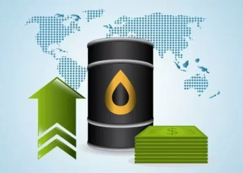 النفط يرتفع بسبب تلويح المملكة بخفض إنتاج “أوبك بلس”