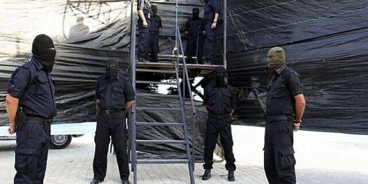 «حماس» تعدم اثنين تخابرا مع الاحتلال.. وثلاثة مُدانين بأحكام قتل