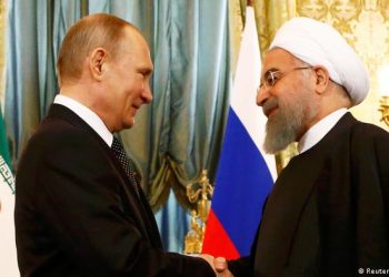 بوتين يشيد خلال لقائه رئيسي بتطور العلاقات مع إيران