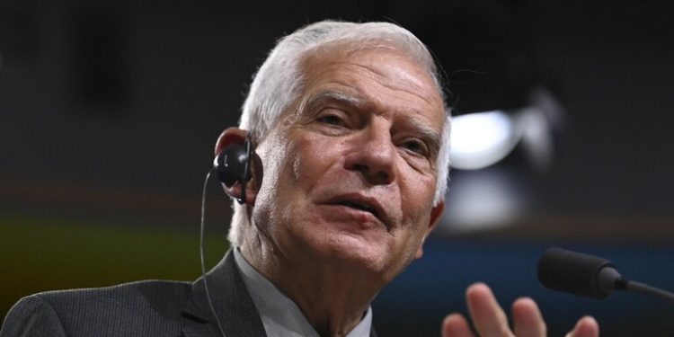 بوريل يعرب عن “عدم ثقته” في إمكانية إنقاذ الاتفاق النووي