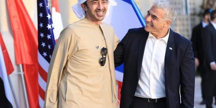 وزير الخارجية الإماراتي عبد الله بن زايد يصل “تل أبيب” في زيارة رسمية
